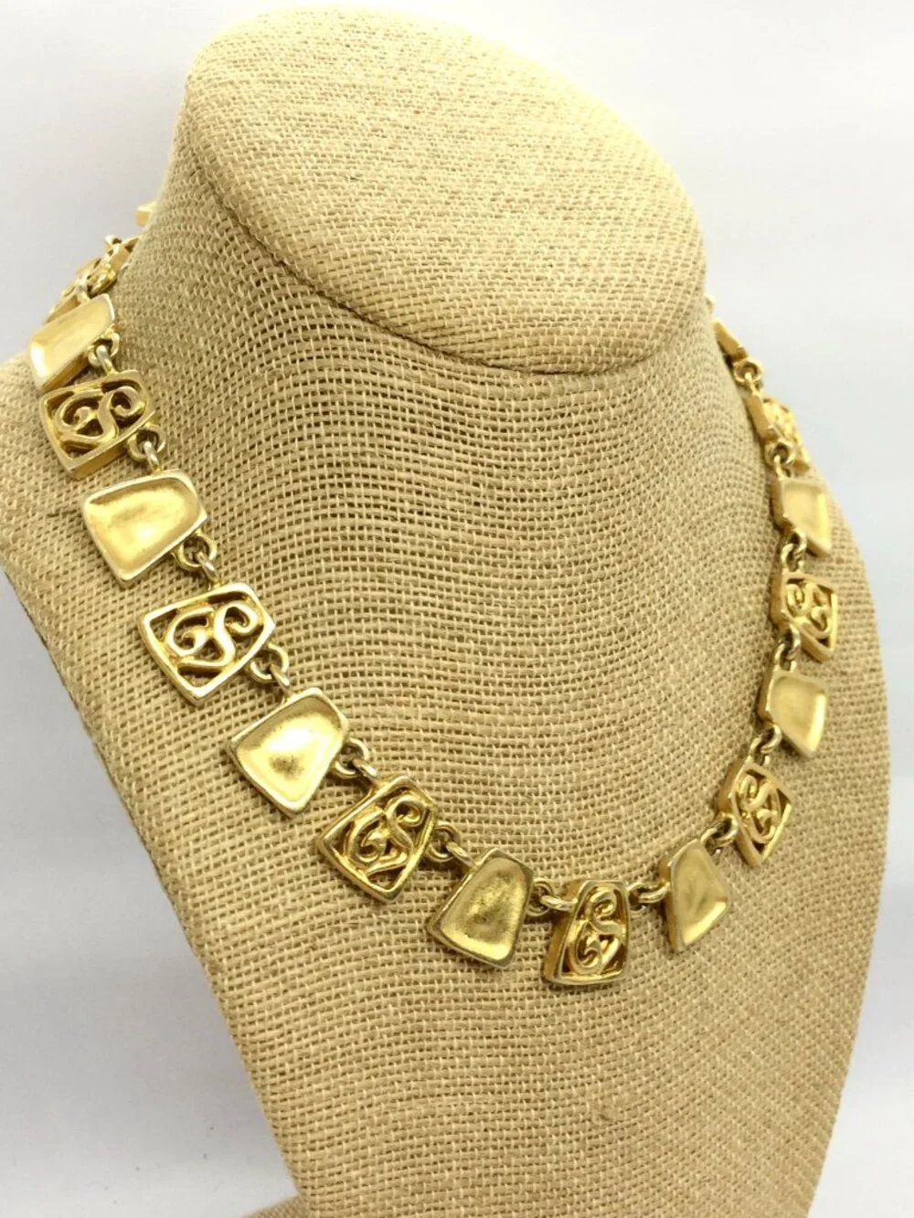VINTAGE GOLD TONE Necklace Etruscan Revival Filigree Collar Brushed 16